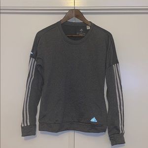 🔥 SOLD Adidas women’s running sweatshirt.